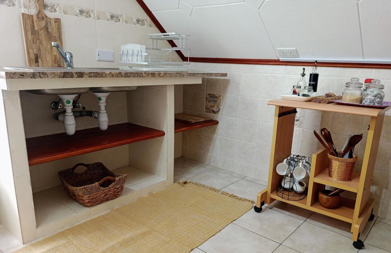 Badamier Self-Catering Apartment ลาดิก ภายนอก รูปภาพ