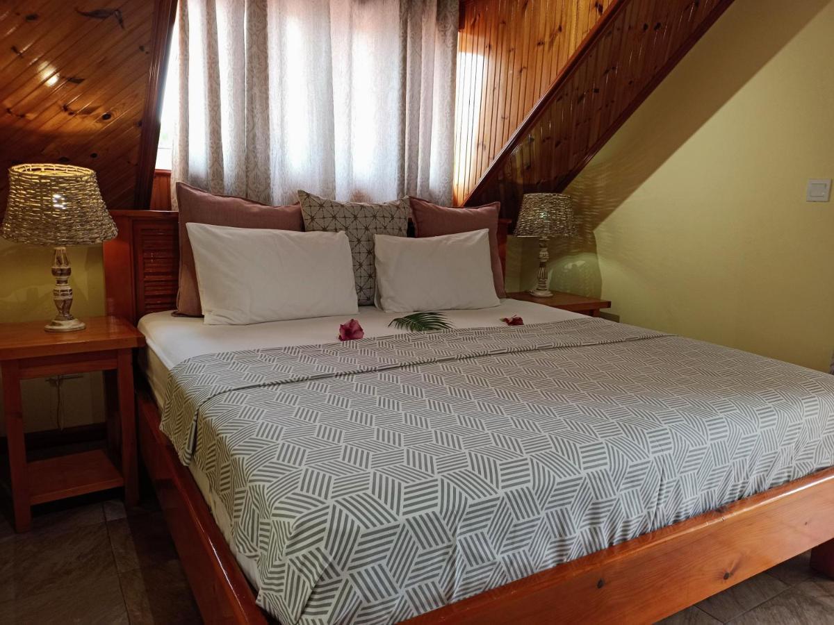 Badamier Self-Catering Apartment ลาดิก ภายนอก รูปภาพ