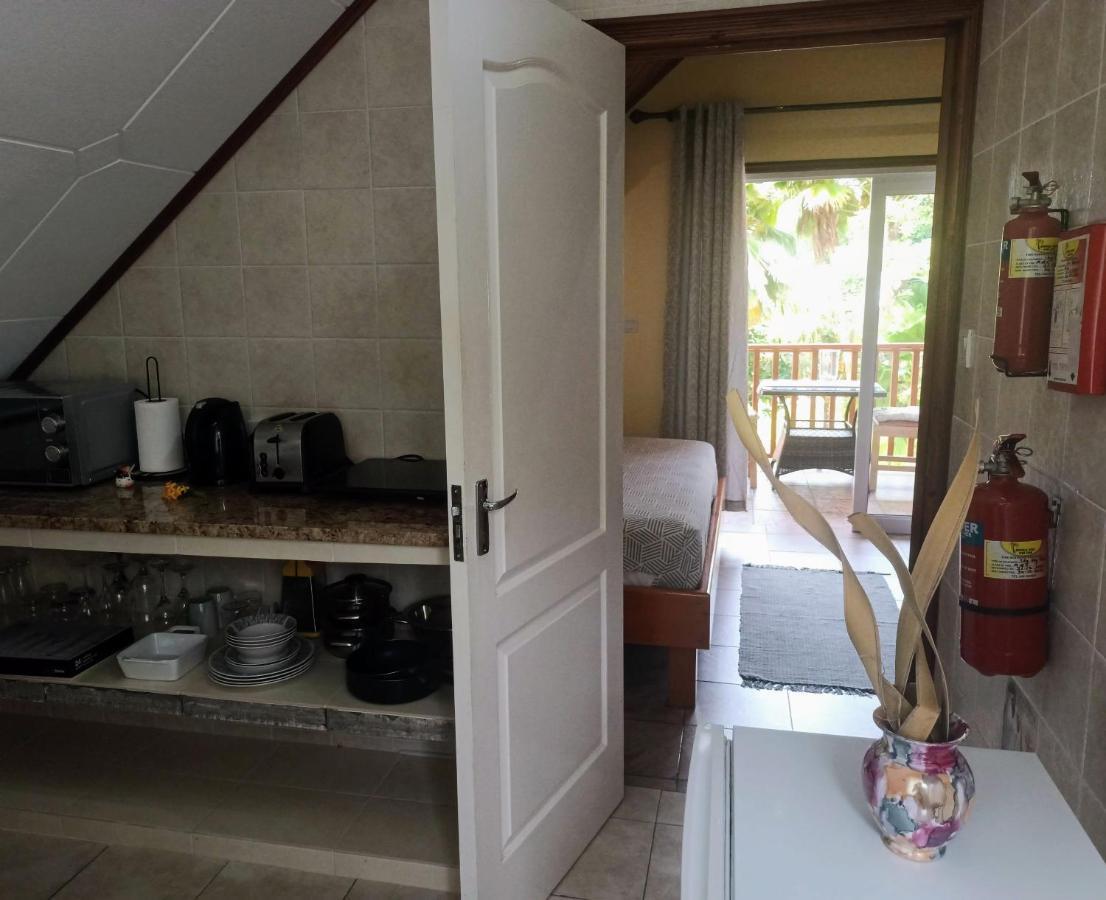 Badamier Self-Catering Apartment ลาดิก ภายนอก รูปภาพ
