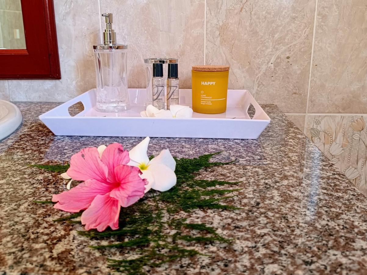 Badamier Self-Catering Apartment ลาดิก ภายนอก รูปภาพ